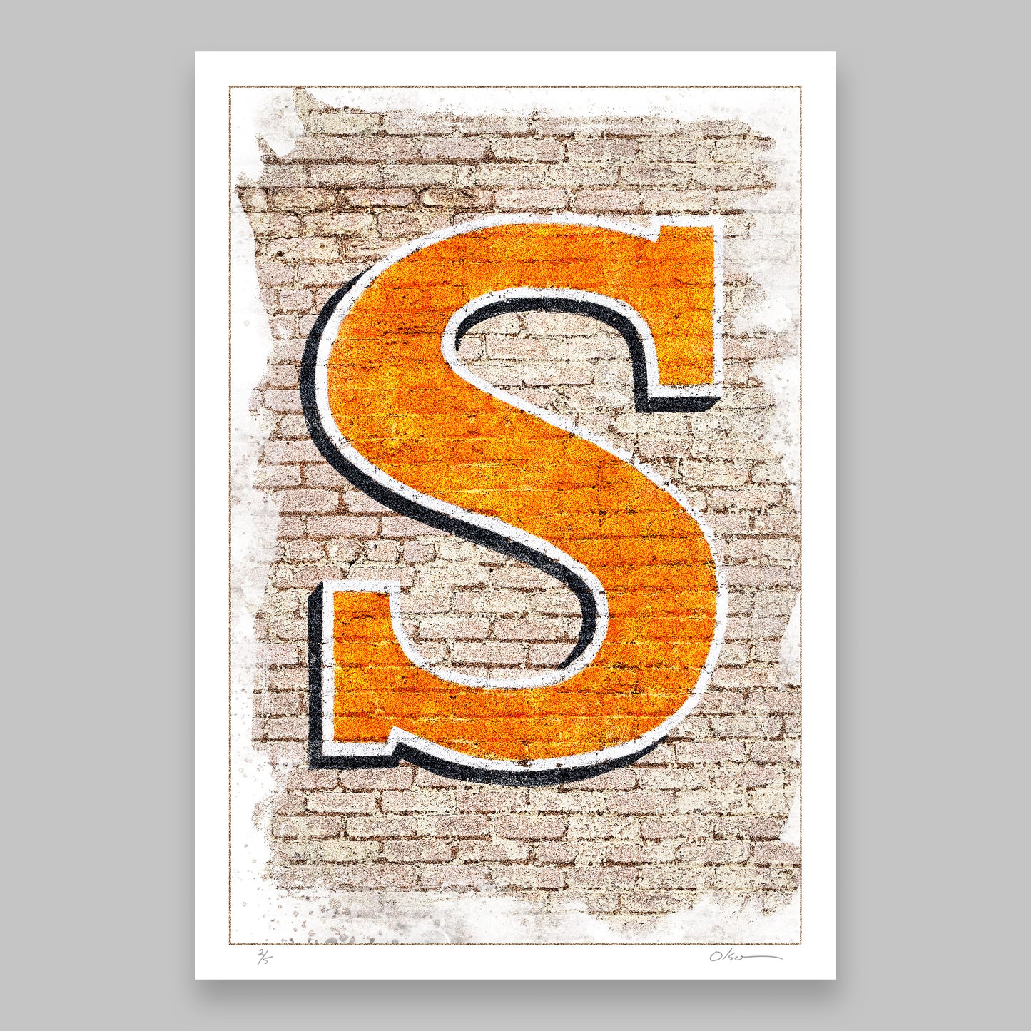 S in Orange
